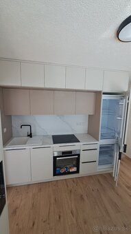 Krásny slnečný byt na ul.SLN 4 , Brezno, okres Brezno
2- izb