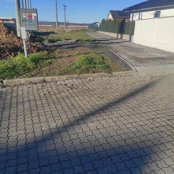 Ponúkame na predaj stavebný pozemok v obci Zvolenská Slatina