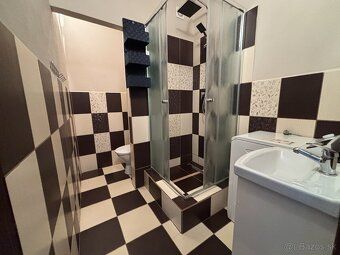 Ponúkam do prenájmu veľký 2 izbový byt 51m2, na ul. Pražská,