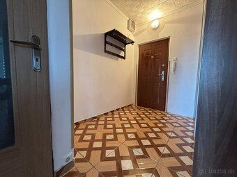 Ponúkam do prenájmu veľký 2 izbový byt 51m2, na ul. Pražská,