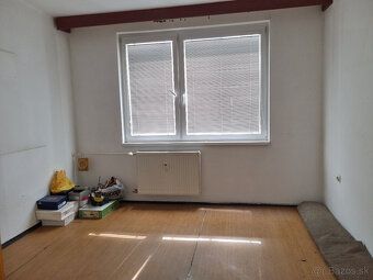 REALITY PROGRES, s.r.o. PONÚKA ČIASTOČNE PREROBENÝ 3 - IZBOV