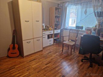 Predám priestranný 6-izbový dvojgeneračný rodinný dom s dvom