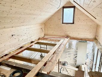 Ponúkame na predaj krásnu útulnú novostavbu chaty s možnosťo