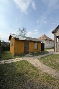 Ponúkam na predaj rodinný dom s pozemkom 446m2 135000€ + mož