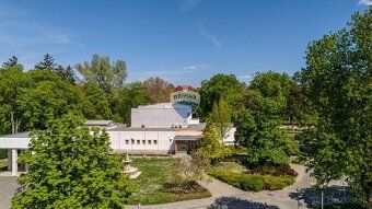 RE/MAX Vám ponúka na predaj priestranný 2-izbový byt na prvo