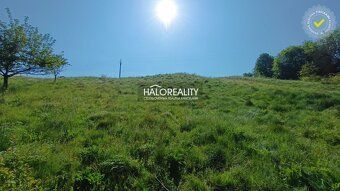 Realitná kancelária HALO reality a Mgr. Marián Hlavna, konta