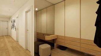 Ponúkame na predaj priestranný 4-izbový byt s vlastnou záhra