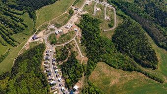 Typ: Pozemok pre rodinné domy Ulica: Levanduľová Obec: Trenč