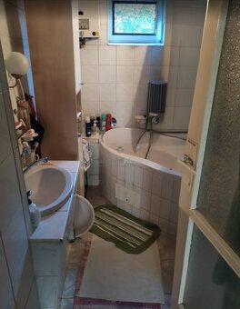Typ: Rodinný dom Ulica: Staničná Obec: Michalovce
 Na predaj