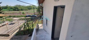 REDAJ: 2-podlažná chata (546 m²) v tichej časti Šiah – Čiast