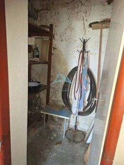 Vínny sen za babku! Chata s MEGA pivnicou (30m²) a vinárňou 