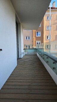 Hľadáte bývanie, ktoré spája modernú architektúru, kvalitné 