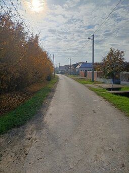 - iba 9km vzdialený od značky Michalovce - nachádza sa v int