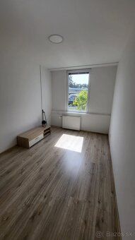 Ponúkam na prenájom 2izb. 38m2 byt na Fončorde voľný ihneď. 