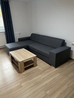 Ponúkam garsónku na predaj, na sídlisku Žarec v Čadci, vo vý