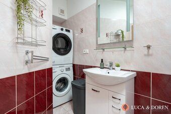 Ponúkame na predaj kompletne zariadený 2-izbový byt o výmere