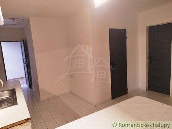 80 m2 nehnuteľnosť disponuje terasou, predsieňou, 3 priestra
