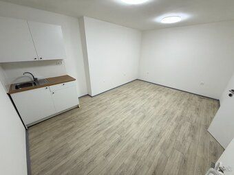 Exkluzívne iba u nás v APEX reality ponúkame na prenájom bez