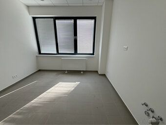 Realitná kancelária KNB - Komerčné Nehnuteľnosti Bratislava 