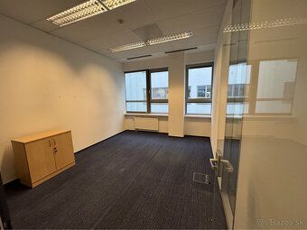 Realitná kancelária KNB - Komerčné Nehnuteľnosti Bratislava 