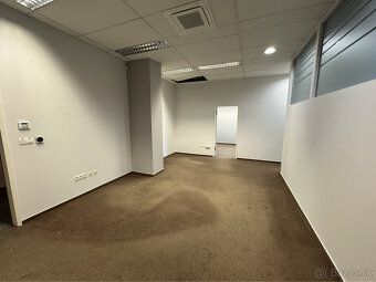 Realitná kancelária KNB - Komerčné Nehnuteľnosti Bratislava 