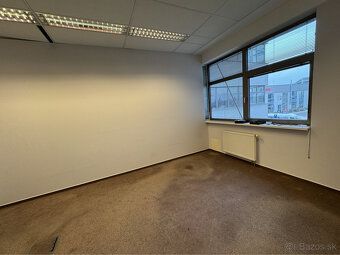 Realitná kancelária KNB - Komerčné Nehnuteľnosti Bratislava 