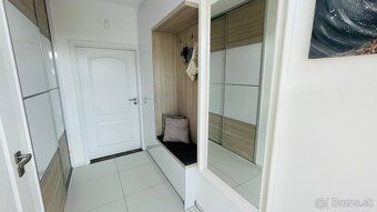 TOP PONUKA - SAMOSTATNÝ - 4 i Bungalov- Krásny, moderný,zari