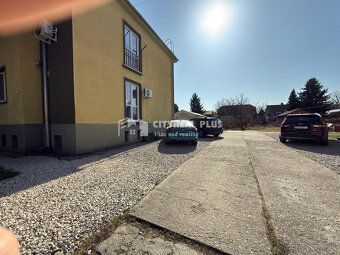 Ponúkame Vám na predaj 3 izbový byt na Bezručovej ulici blíz