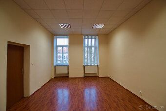 Typ: Kancelárske priestory Ulica: Moyzesova Mestská časť: Hi