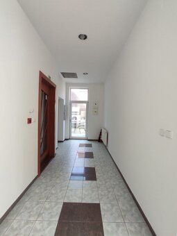 Ponúkame na prenájom reprezentatívne kancelárske priestory v
