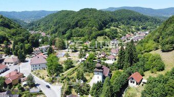 Ponúkame na predaj výnimočný, 125-ročný tradičný tajovský do