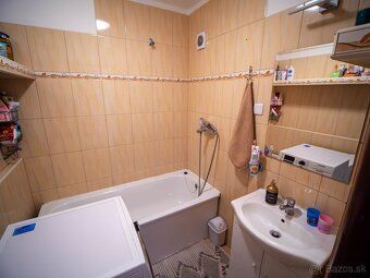 Na predaj 3-izbový byt o výmere 70,69 m², ktorý sa nachádza 
