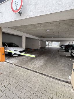 Typ: Garáže a parkovacie miesta Ulica: Gazdovský rad Obec: Š