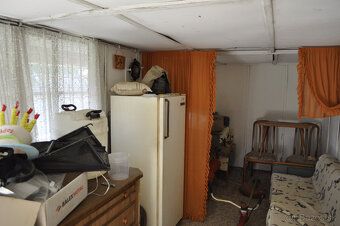 Ponúkam na predaj rekreačnú chatku v katastrálnom území Kolá