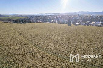 Typ: Pozemok pre rodinné domy Ulica: - Obec: Mlynica
Moderný