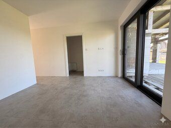 Moderný 4-izbový bungalov na predaj – Dlhé Klčovo
Hľadáte po