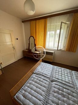 Typ: Rodinný dom Ulica: Hlavná Obec: Trenčianske Stankovce
H