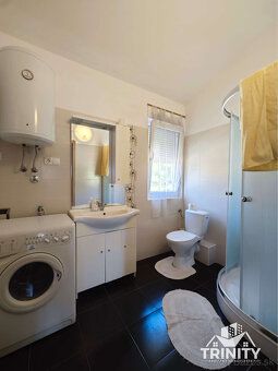 Typ: Apartmánový dom Ulica: RAB-Barbat Obec: Barbat
TRINITY 