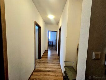 Typ: 2-izbový byt Ulica: Horné Motešice Obec: Motešice
Ponúk