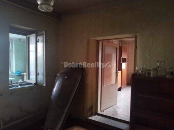 Ponúkam exkluzívne na predaj 4-izbový RD zo 60-tych rokov s 