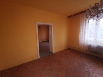 V zastúpení vlastníka nehnuteľností ponúkame 2 izbový rodinn
