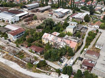 Spoločnosť U9, a.s. vám ponúka na predaj prevádzkový areál v