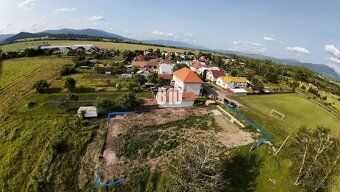 B10 Vám ponúka na predaj rovinatý POZEMOK pre rodinný dom v 