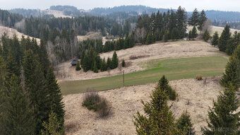 Na predaj pozemok na Orave, obec Zakamenné (1748 m2)
Realitn