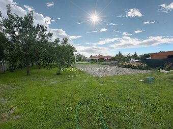 Typ: Rodinný dom Ulica: Kolárovo Obec: Kolárovo
Tento dom Vá