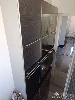 Deltaproperty vám ponúka na predaj 2-izbový byt s loggiou v 