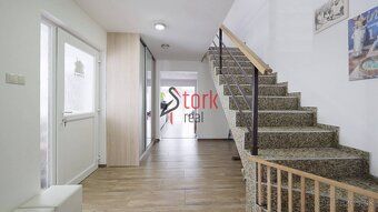StorkReal vám ponúka na predaj štýlový rodinný dom s pozemko