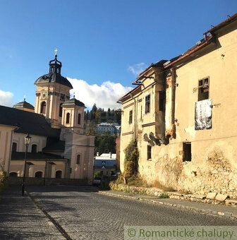 Dnes Vám ponúkame skvost, umiestnený priamo v historickom ce