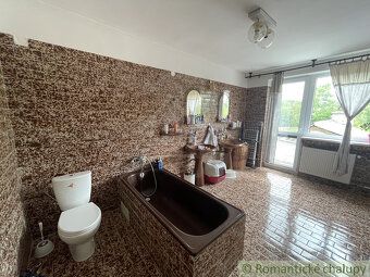 Ponúkame na predaj viacpodlažný rodinný dom v obci Branč, si