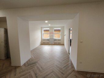 Realitná kancelária REMAX Vám ponúka nový 3 iz.byt v Dolnom 